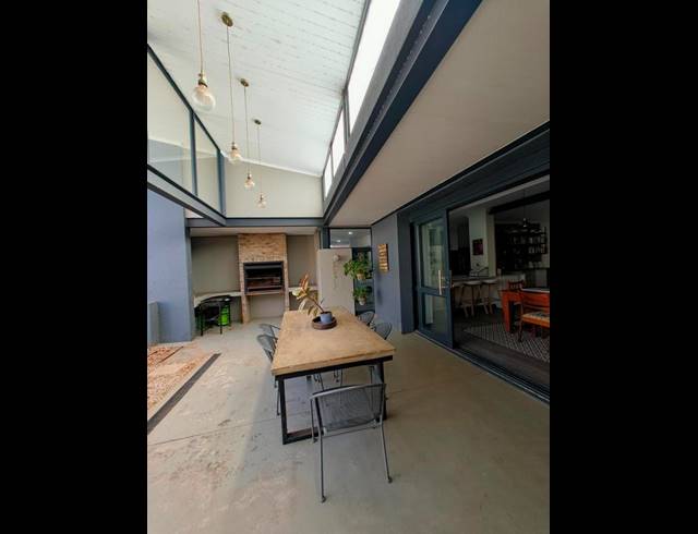 4 BEDROOM HOUSE FOR SALE IN MENLO PARK